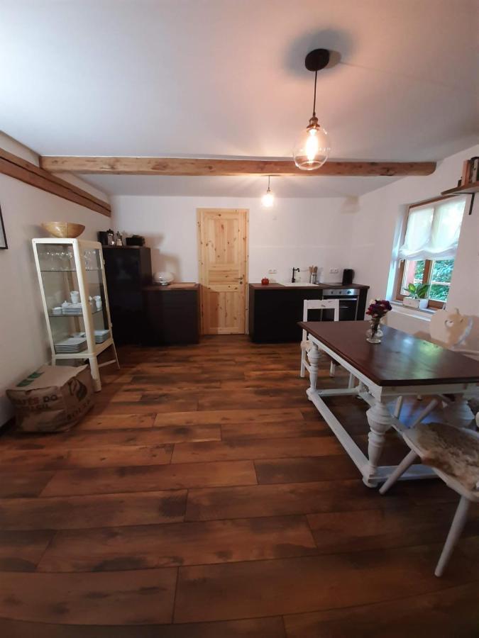 Ferienwohnung Kunst und Kulturschuppen Hasenmühle Kammerstein Exterior foto